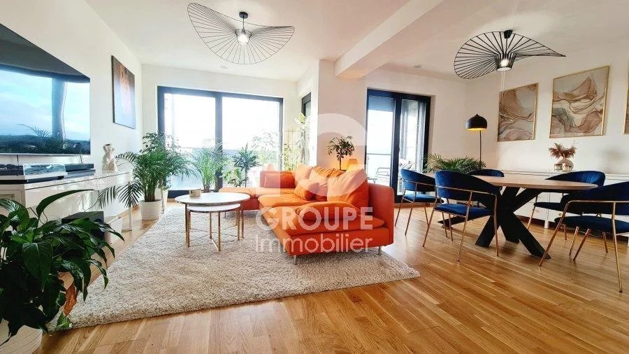 Luxembourg Apartment In Luxembourg, Luxembourg District, Luxembourg For