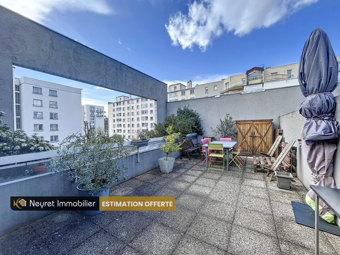 Lyon 7ème Apartment In Lyon, Auvergne Rhône Alpes, France For Sale