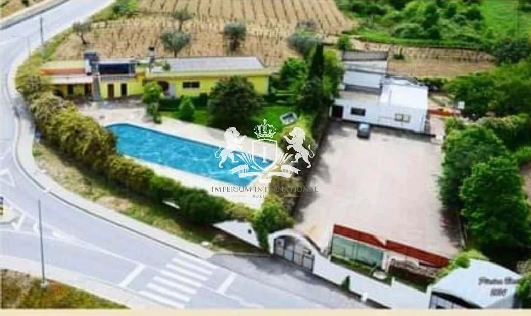 Guarda Building In Guarda, Guarda District, Portugal For Sale (12354481)