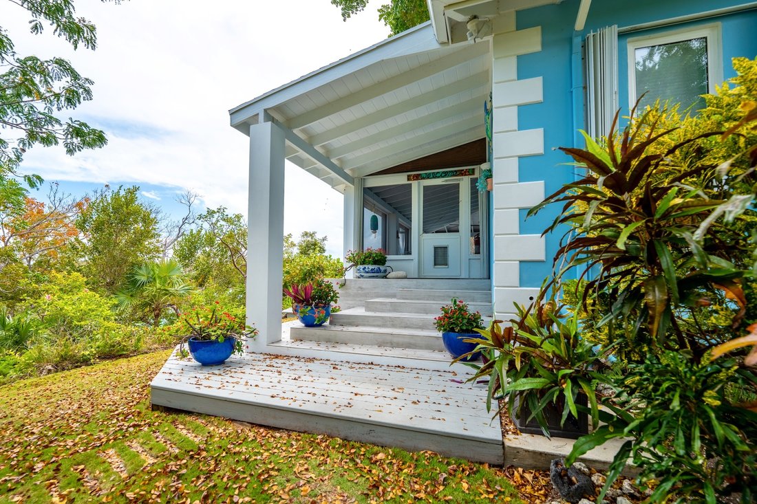 Abaco Waterfront Estate For Sale In Treasure Cay, Central Abaco, The