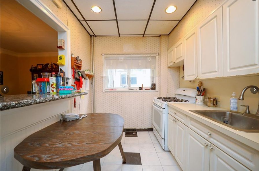 House in New York, New York, United States 5 - 12780514