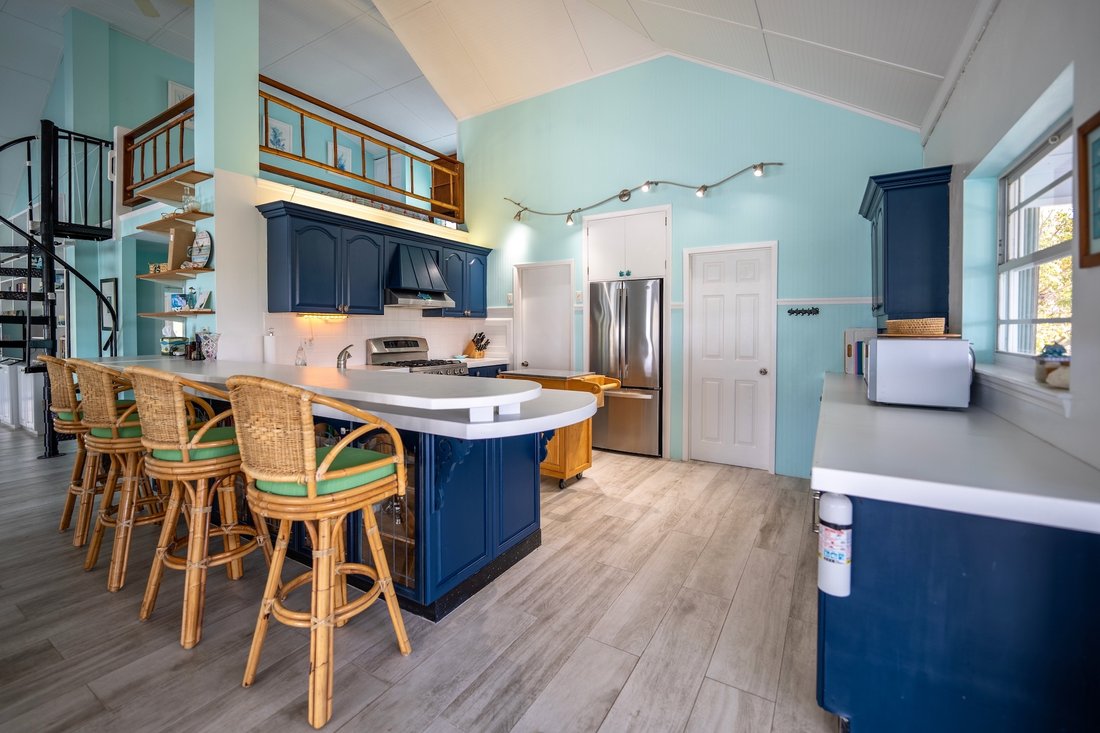 Abaco Waterfront Estate For Sale In Treasure Cay, Central Abaco, The