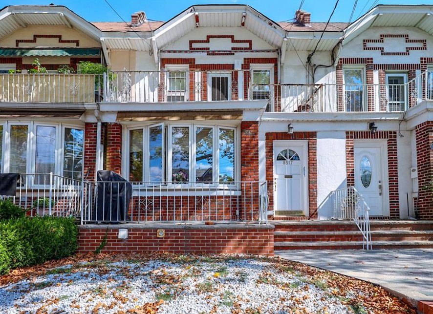 House in New York, New York, United States 2 - 12780514