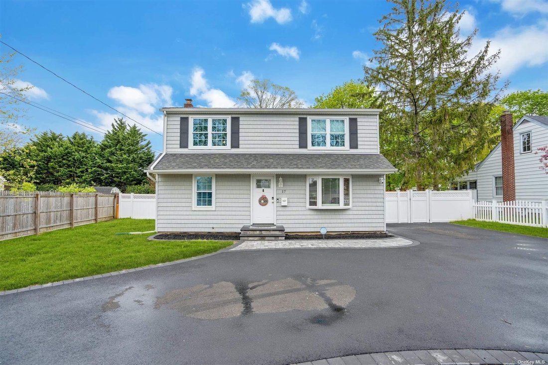 Casa En Sayville En Yaphank, Nueva York, Estados Unidos En Venta (12781783)