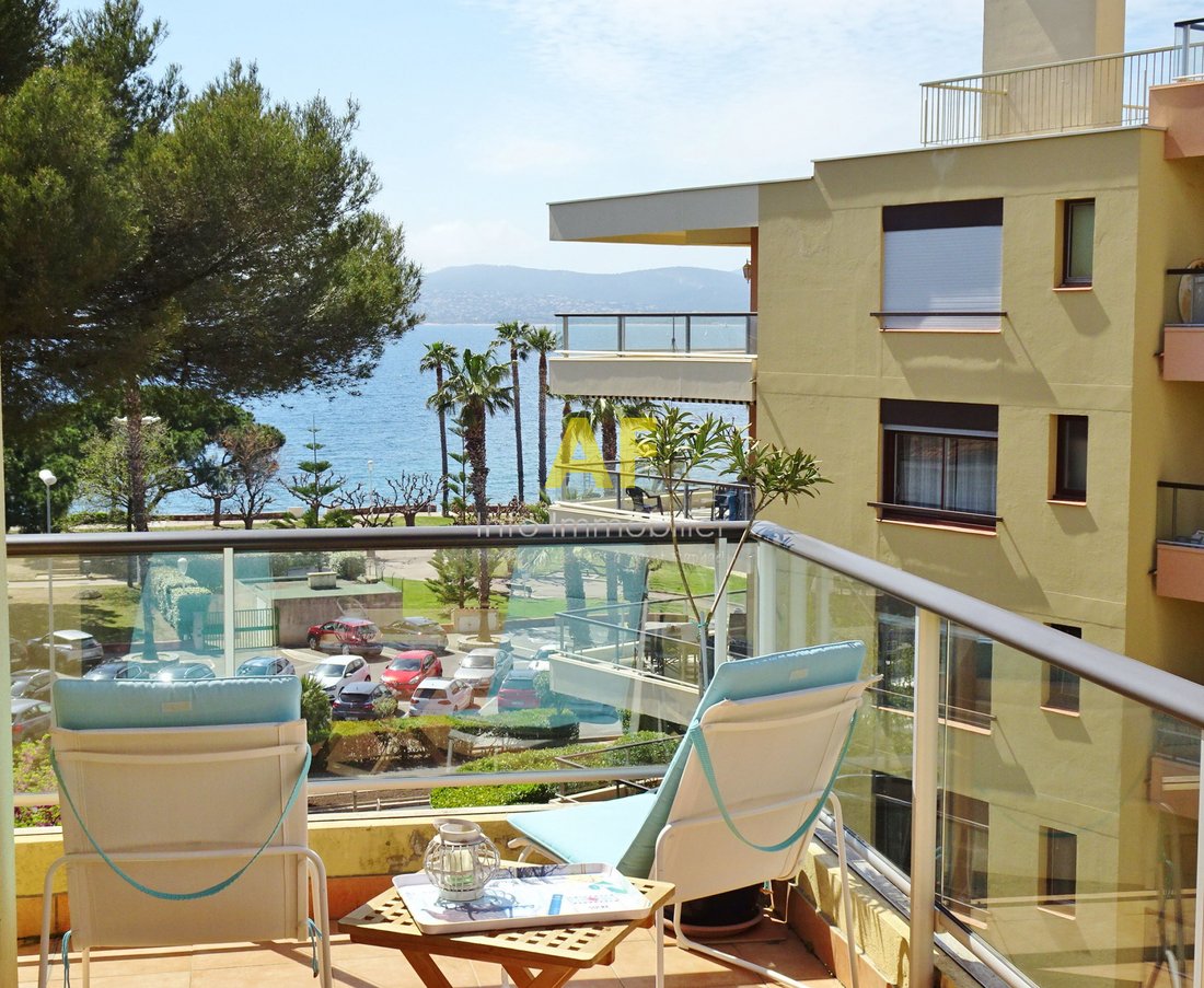 Saint Raphael 3 Room In Saint Raphaël, Provence Alpes Côte D'azur