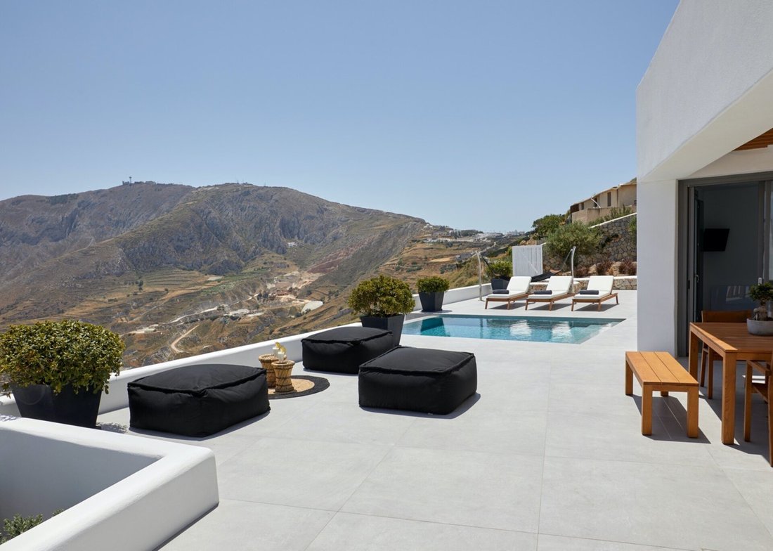 Villa in Thira, Aegean, Greece 2 - 12781584