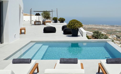 Villa in Thira, Aegean, Greece 1