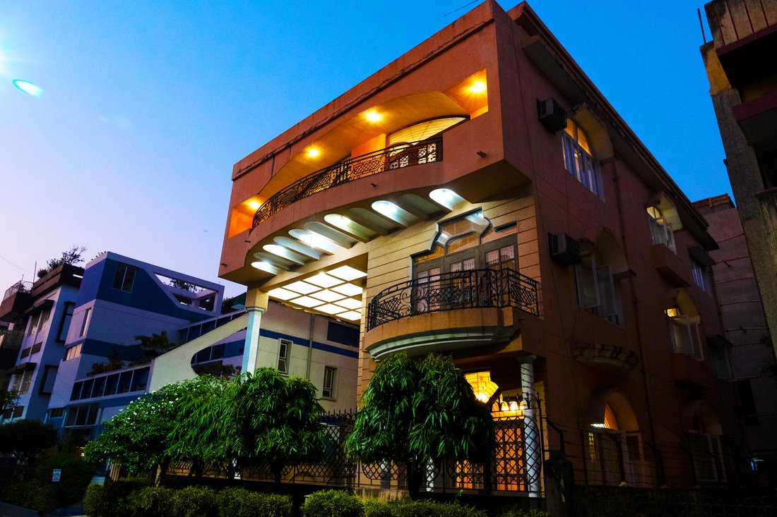 Bungalow In Salt Lake In Kolkata, West Bengal, India For Sale (12774819)