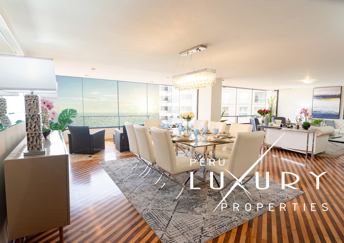 Oceanfront Luxury Condo In Miraflores, Metropolitan Municipality Of
