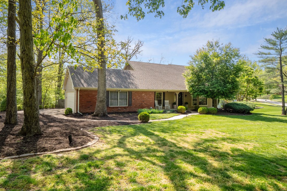 Executive Home In Mason Valley In Town And Country, Missouri, United ...