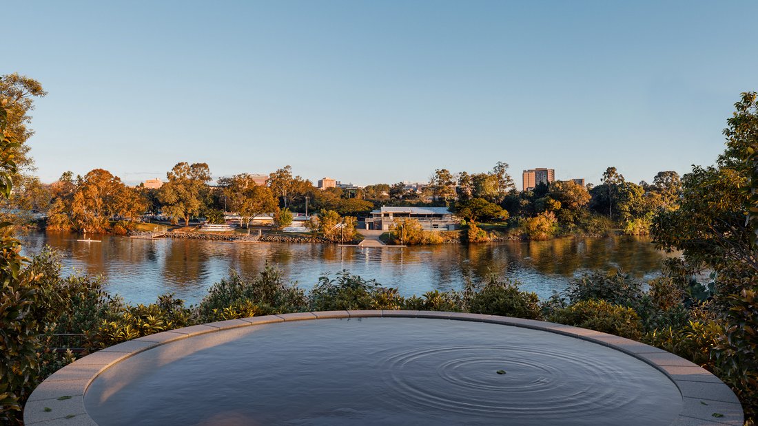 Ground Floor River Residence With In Highgate Hill, Queensland, Australia For Sale (12788558)