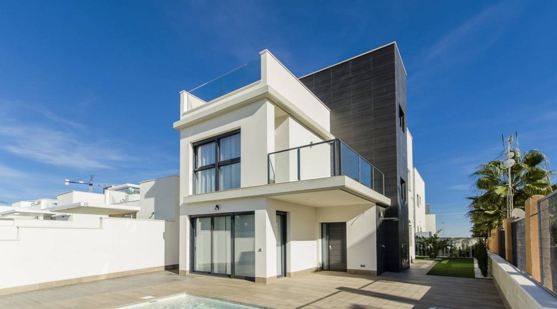 Villa in San Miguel de Salinas, Valencian Community, Spain 1 - 12793387