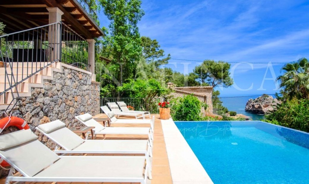 4 Bedroom Luxury Villa With Pool & Holiday In Deià, Balearic Islands