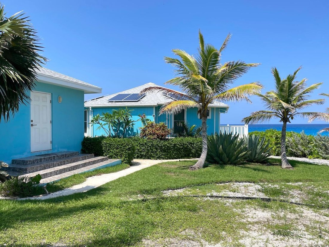 3/2 Oceanfront Home, Long Island, Bh In Long Island, Long Island, The