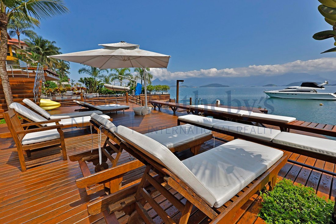 Contemporary Coastal Home In In Angra Dos Reis, State Of Rio De Janeiro