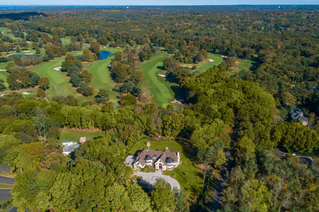 2 Brook Lane, Brookville, Ny 11545 In Brookville, Pennsylvania, United