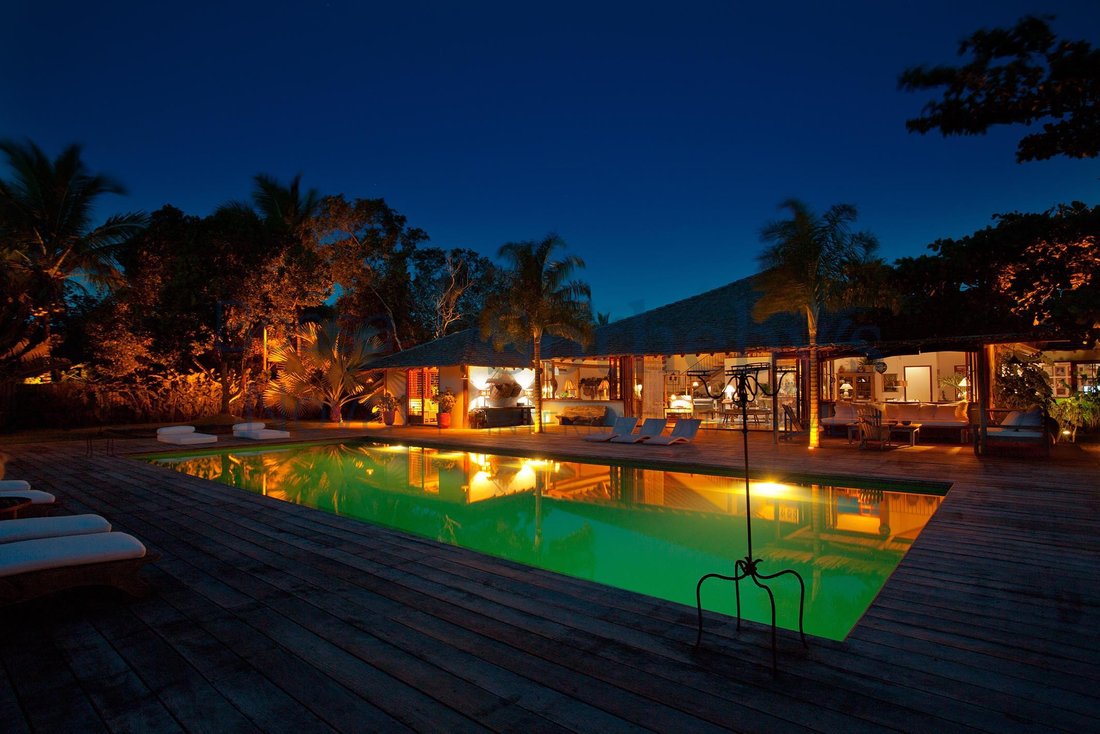 House Close To The Historic Center Of In Trancoso, State Of Bahia