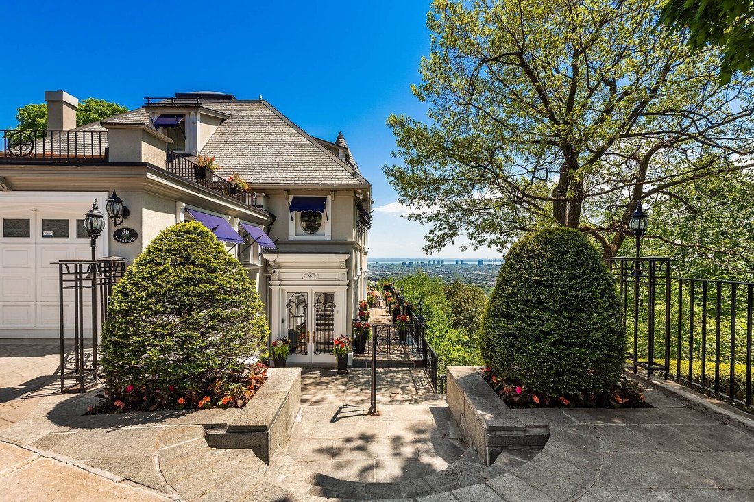 Westmount, Montréal In Westmount, Quebec, Canada For Sale (12794461)