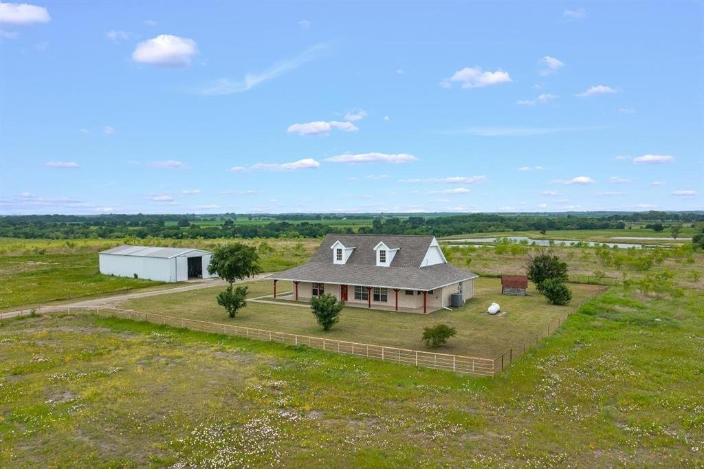 2055 Fm 667, Italia, Tx, 76651 En Italy, Texas, Estados Unidos En Venta