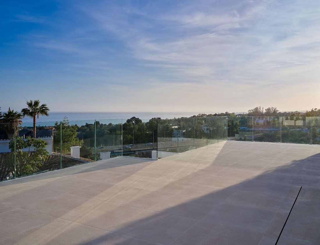 Villa in Marbella, Andalusia, Spain 2 - 12317522