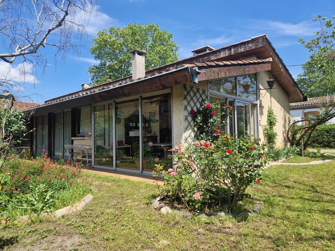 Toulouse House In Toulouse, Occitanie, France For Sale (12796009)