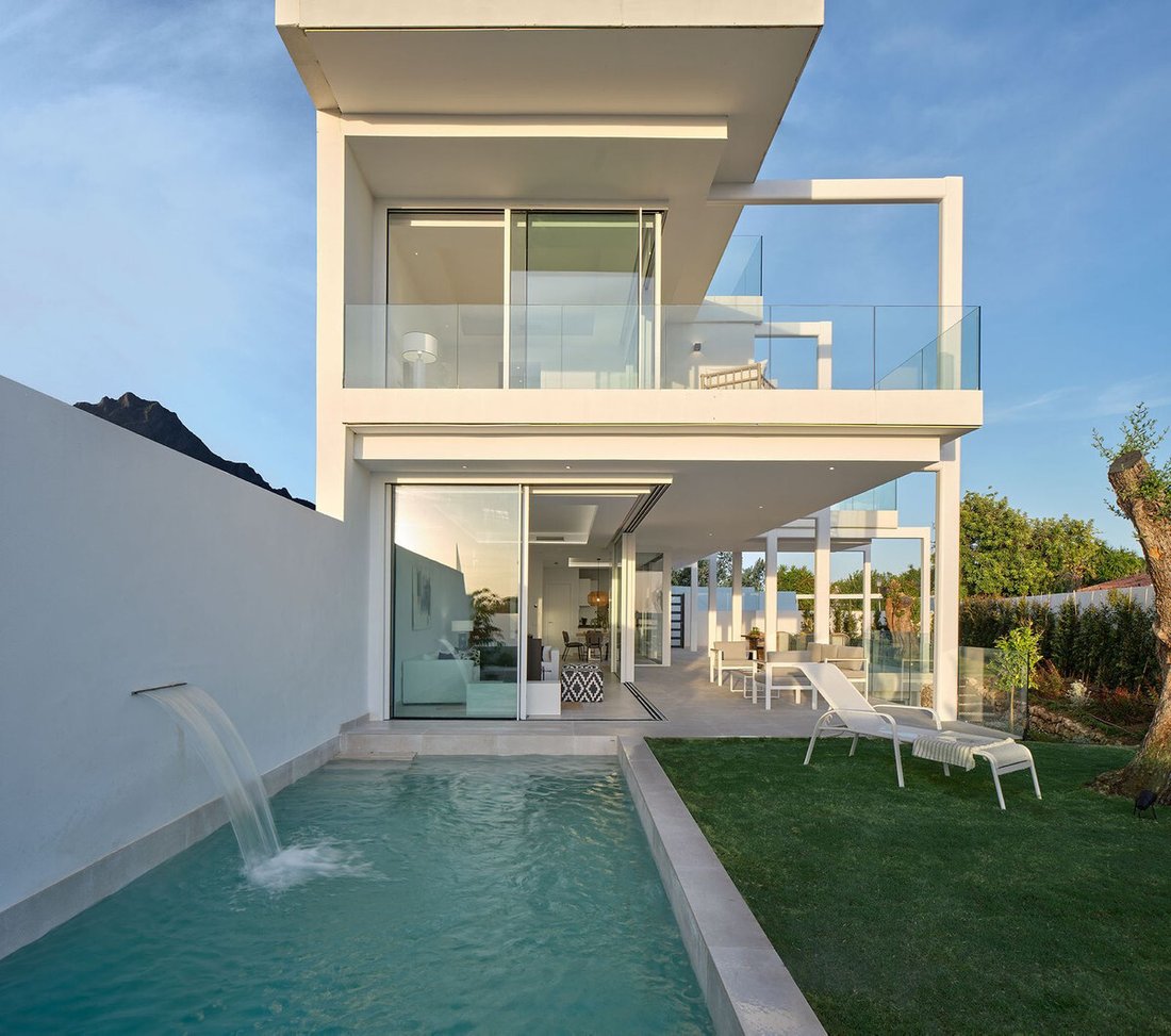 Villa in Marbella, Andalusia, Spain 1 - 12317522