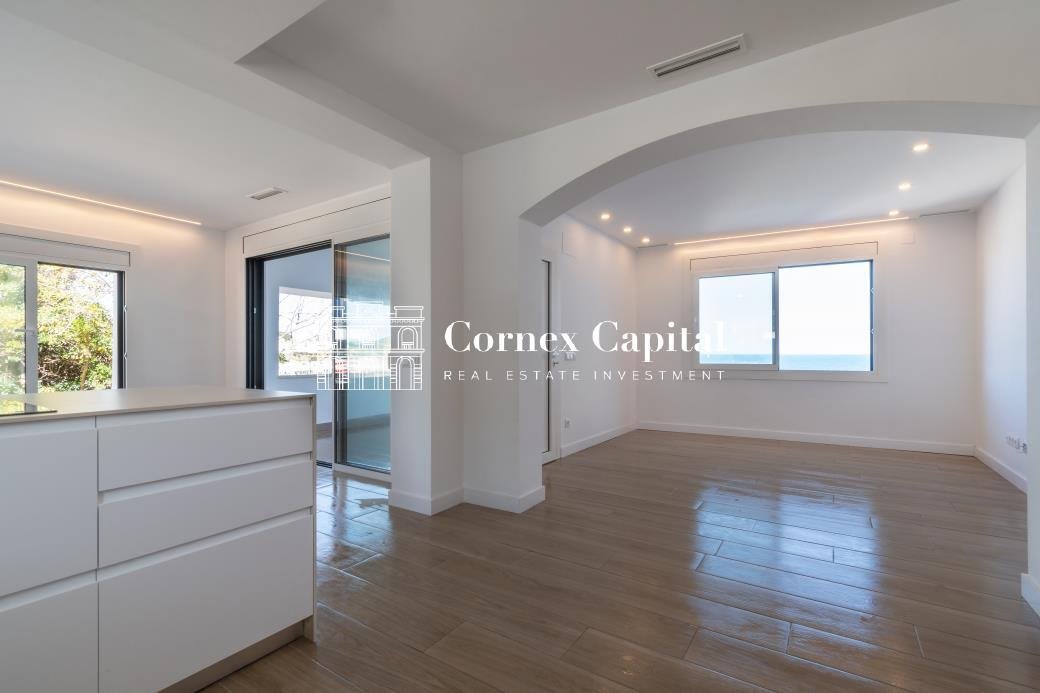 Magnificent Newly Built 4 Bedroom Apartment On The In Palamós