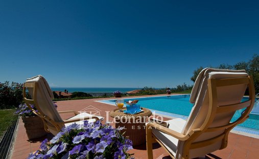 Villa in Piano di Mommio, Massarosa, Tuscany 1