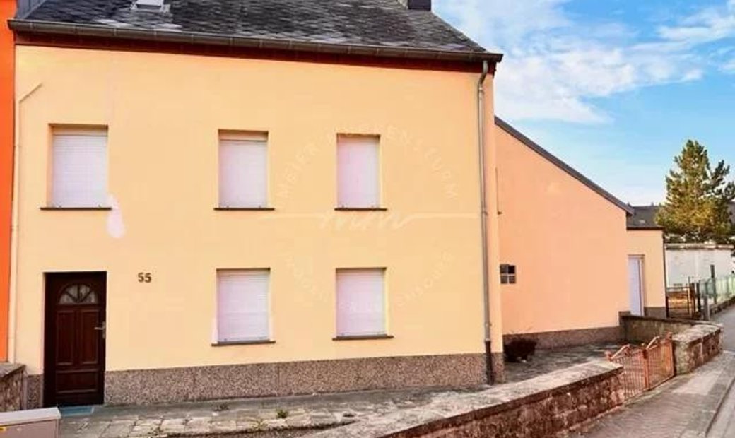 House Or Building Plot 55, Rue Des Champs Dans Bertrange, Luxembourg à