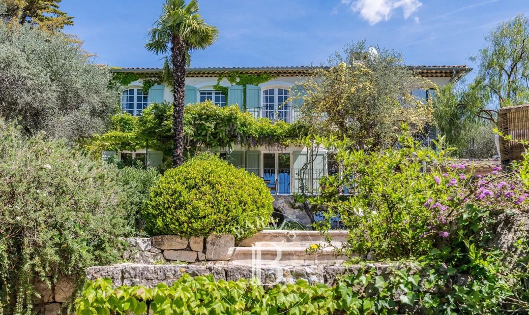 Châteauneuf Grasse Dans Châteauneuf Grasse, Provence Alpes Côte D'azur