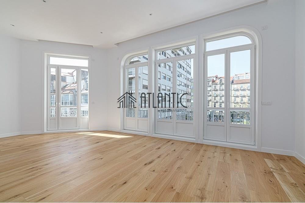 Residential Vigo In Vigo, Galicia, Spain For Sale (12800019)