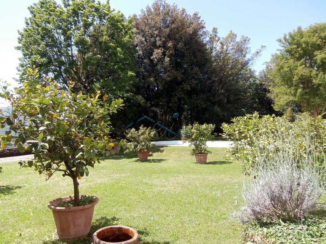 Villa in Bagni di Lucca, Tuscany, Italy 3 - 12804293