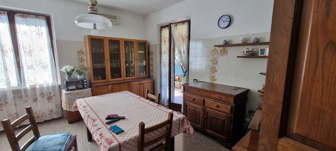 Villa in Marina di Carrara, Tuscany, Italy 4 - 12804362