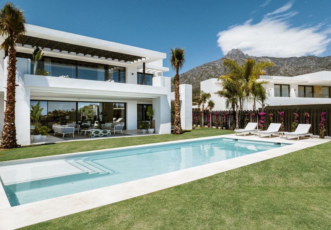 Villa in Golden Mile, Andalusia, Spain 1 - 12312790