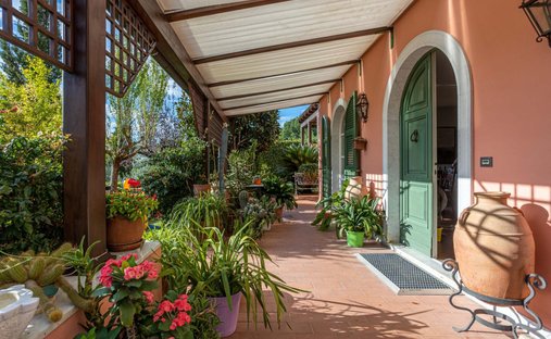 Villa in Perticata-Bonascola-Nazzano, Marina di Carrara, Tuscany 1