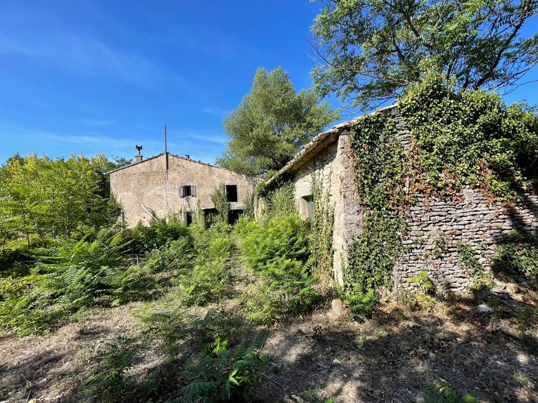 Gordes House In Gordes, Provence Alpes Côte D'azur, France For Sale