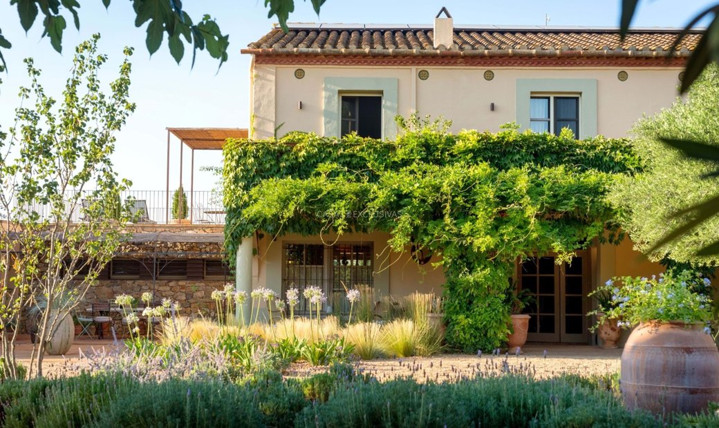 Renovated Farmhouse For Sale In The Baix Emporda, In Girona, Catalonia, Spain For Sale (12802611)