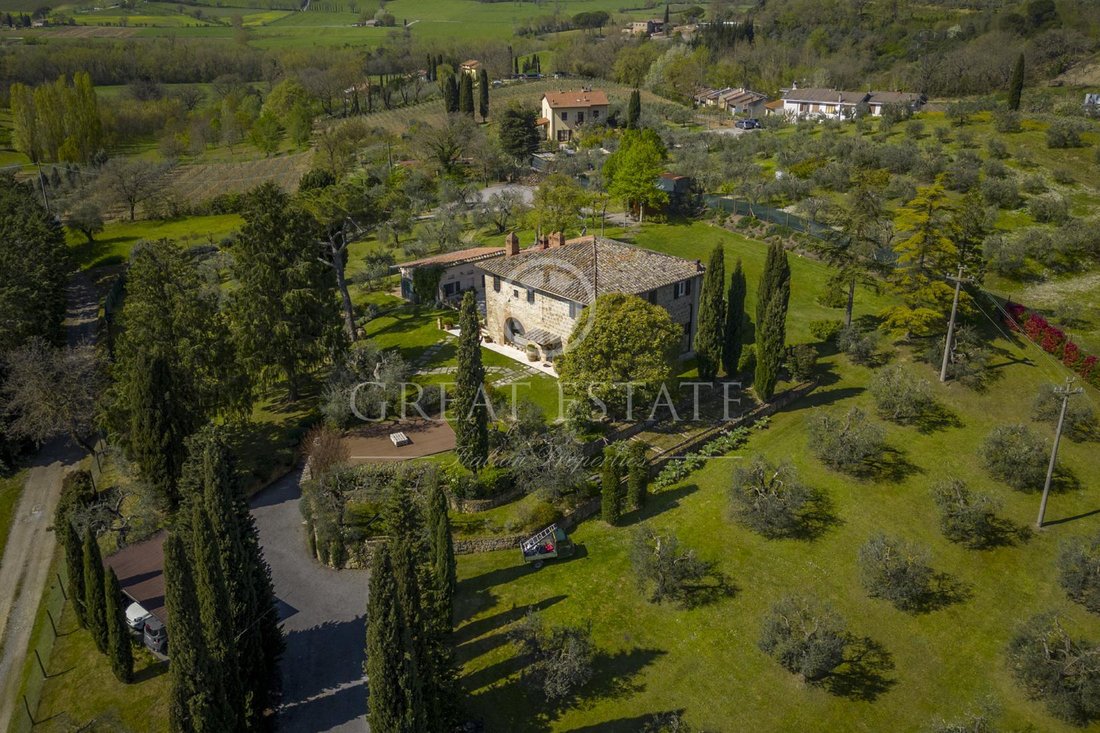 Estate in Chiusi, Tuscany, Italy 4 - 12803194