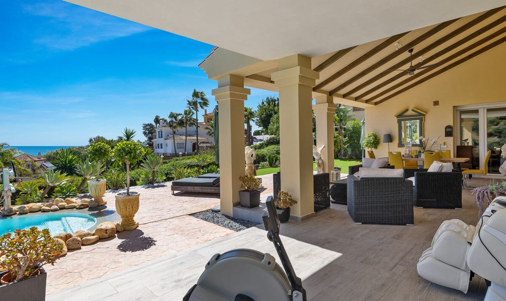 Villa For Sale In Calahonda, Málaga In Calahonda, Spain For Sale (12805278)