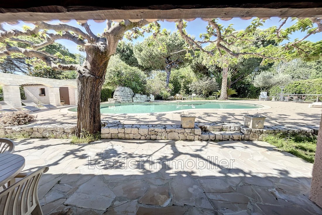 Villa in Les Groules-Les Breguieres, Antibes, France 2 - 12808777