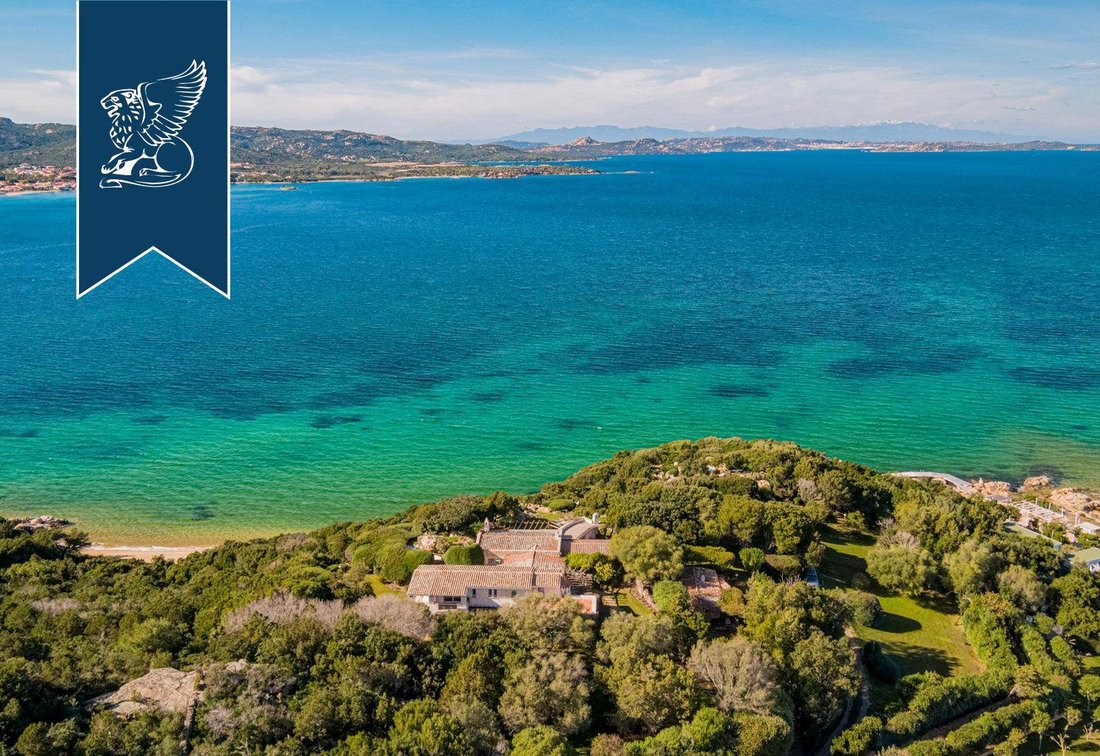 Wonderful Villa With Private Access To The In Baja Sardinia, Sardinia