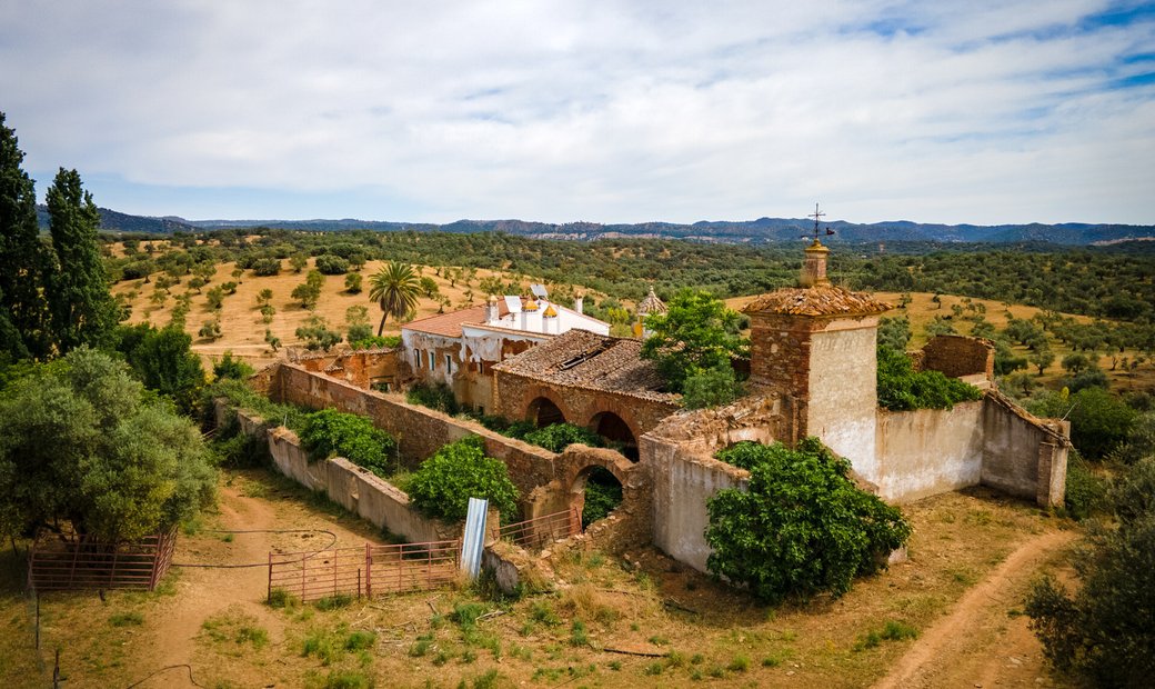 Castle for Sale in Casco Antiguo, Seville, Spain