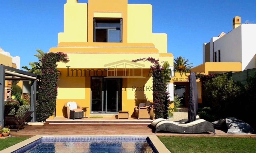 Mediterranean Inspired Detached V5 Villa In Guia, Algarve, Portugal For Sale (12806121)