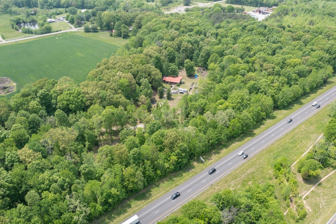 Farm Ranch in Pleasant View, Tennessee, United States 4 - 12805981