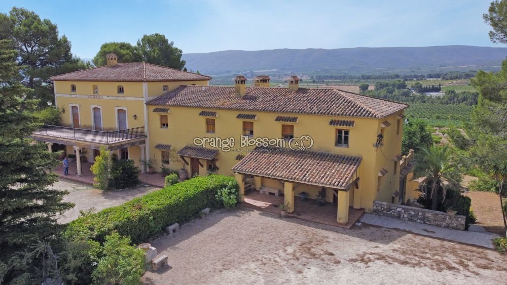 Villa in Ontinyent, Valencian Community, Spain 1 - 12809541