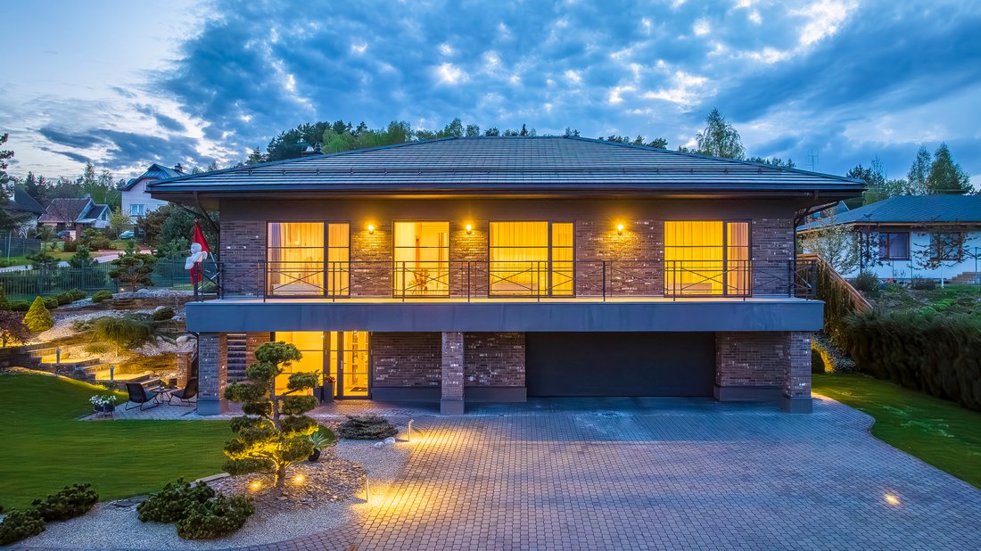 Splendid House On A Big Land Plot In Didžioji Riešė, Vilnius County, Lithuania For Sale (12815370)