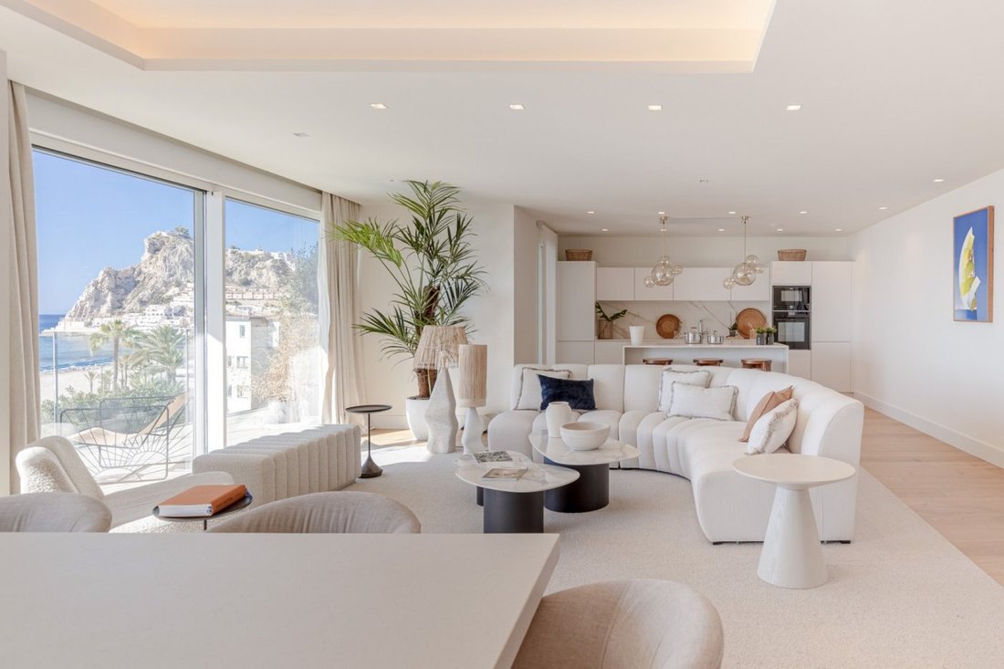 Curated visual reference: Gallery Detail: Exclusive Luxury Apartments In Front Of In Benidorm Valencian