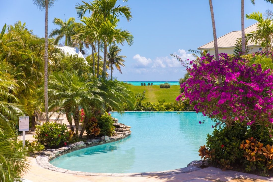 Shoreline Grand Bahama Island’s Premier In Freeport, Freeport, The