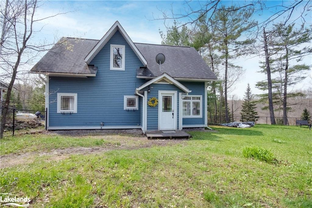 2827 Muskoka Road 118 W In Port Carling, Ontario, Canada For Sale