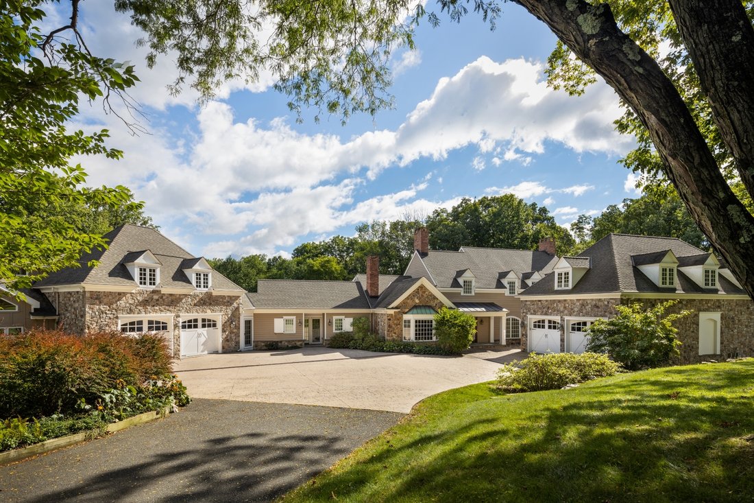 Bernardsville Mountain Country In Bernardsville, New Jersey, United States For Sale (12809916)